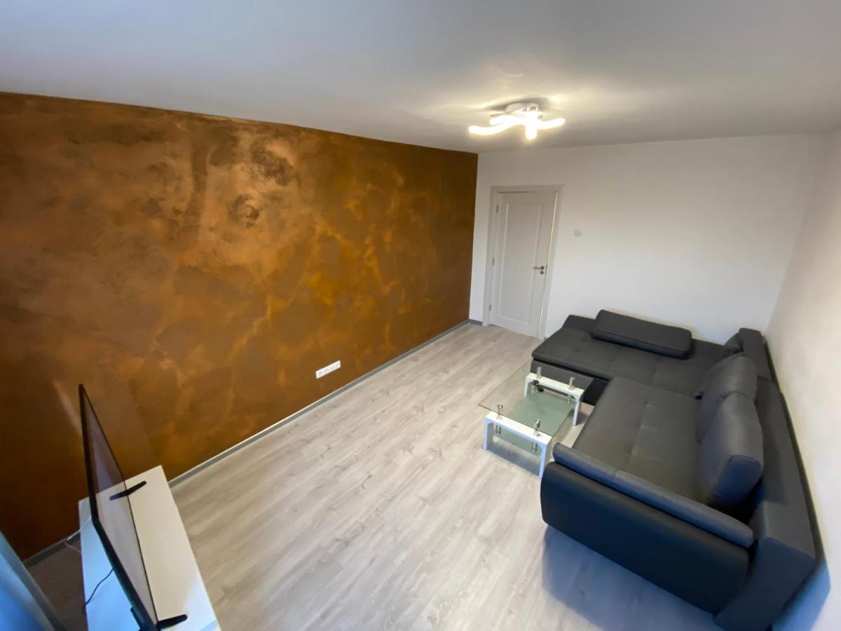 Concept Apartments 3 Camere Targu-Mures Bagian luar foto